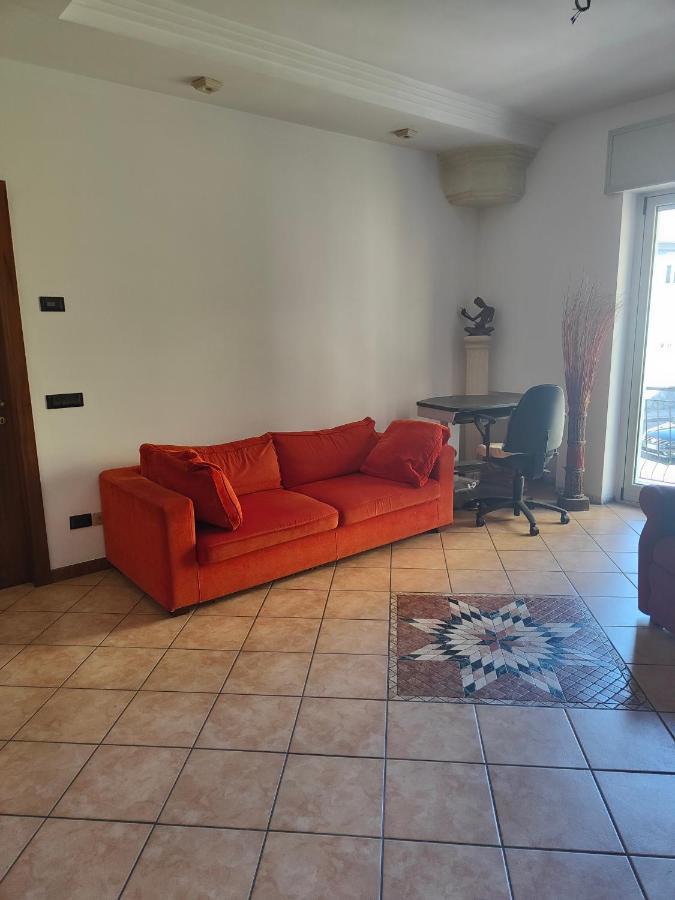 Lara'S House Apartment Верона Екстериор снимка