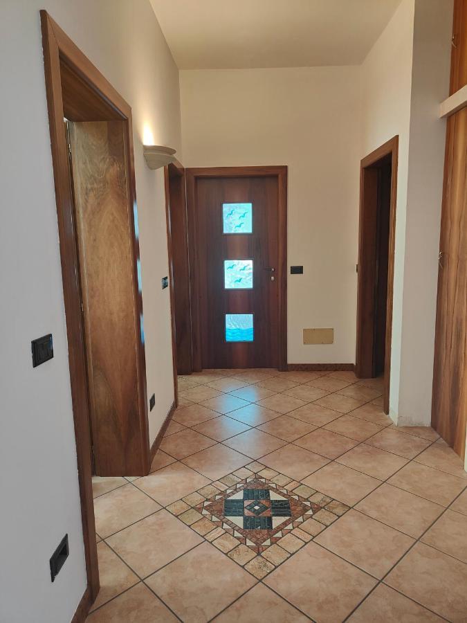 Lara'S House Apartment Верона Екстериор снимка