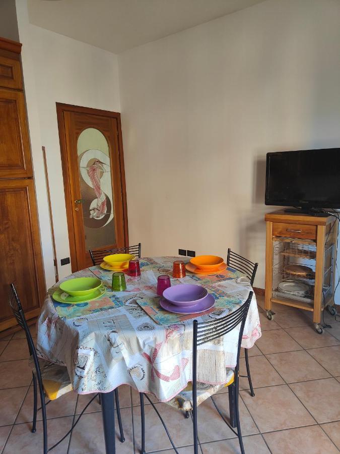 Lara'S House Apartment Верона Екстериор снимка
